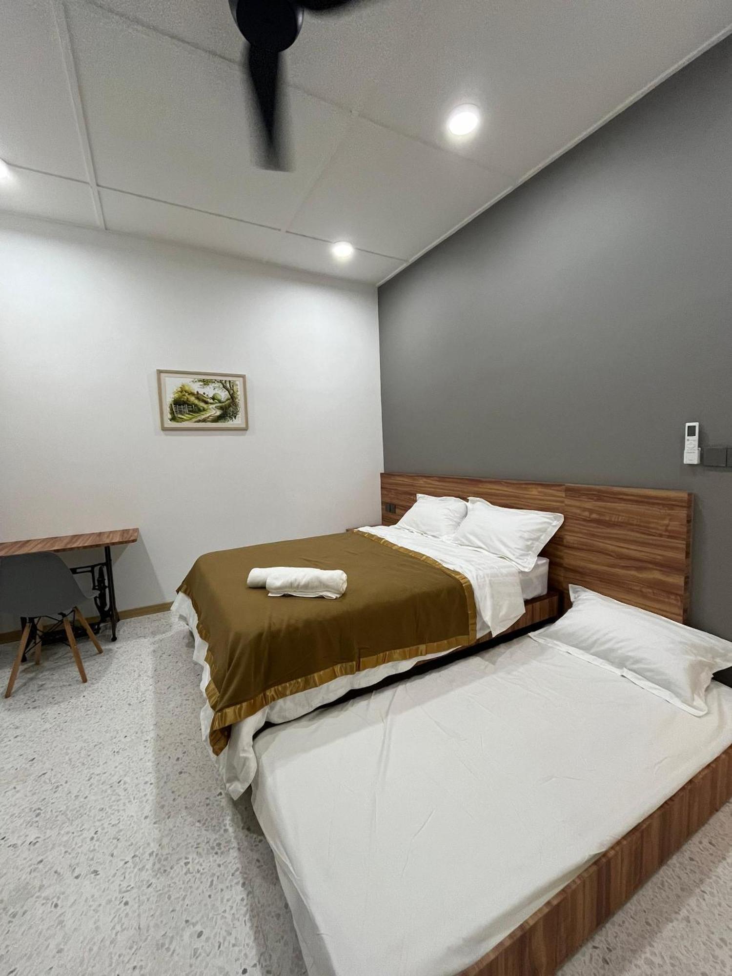 Traveller's For 10 Pax Rumah percutian