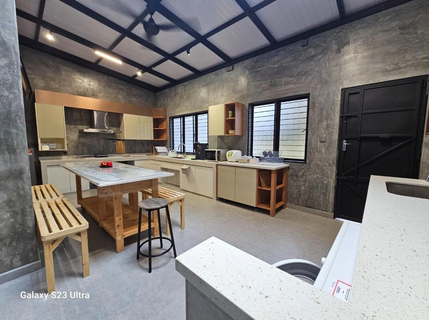Traveller's For 10 Pax Holiday home Ipoh